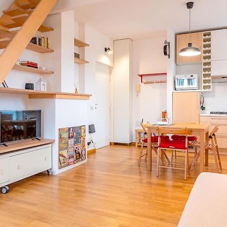 Appartement Guest Planet - Grazioso Bilocale Bande Nere M1 à Milan Extérieur photo