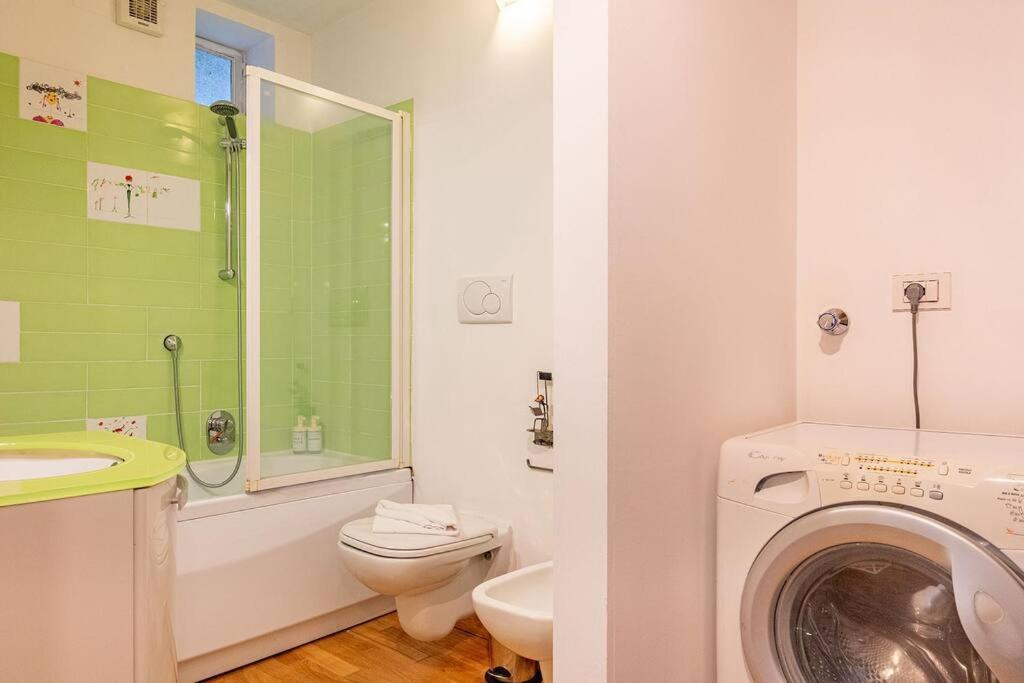 Appartement Guest Planet - Grazioso Bilocale Bande Nere M1 à Milan Extérieur photo