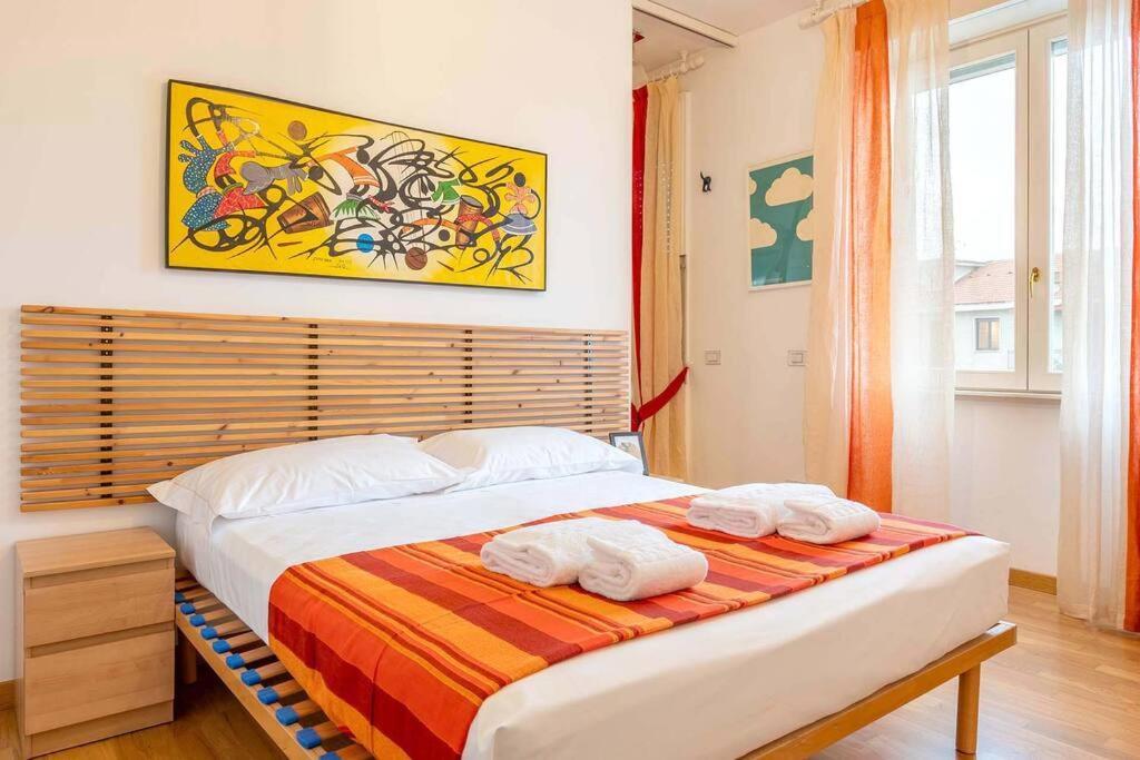 Appartement Guest Planet - Grazioso Bilocale Bande Nere M1 à Milan Extérieur photo