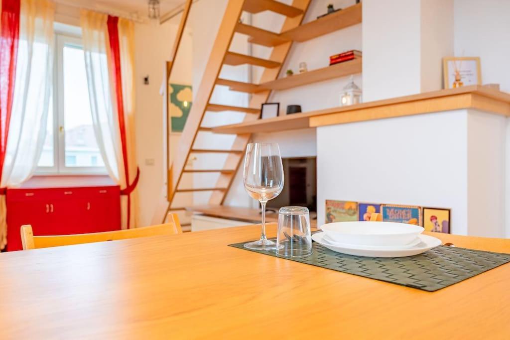 Appartement Guest Planet - Grazioso Bilocale Bande Nere M1 à Milan Extérieur photo